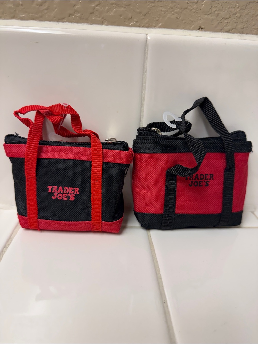 Trader Joe's limited edition NWT Mini Red & Black Tote Bag Set